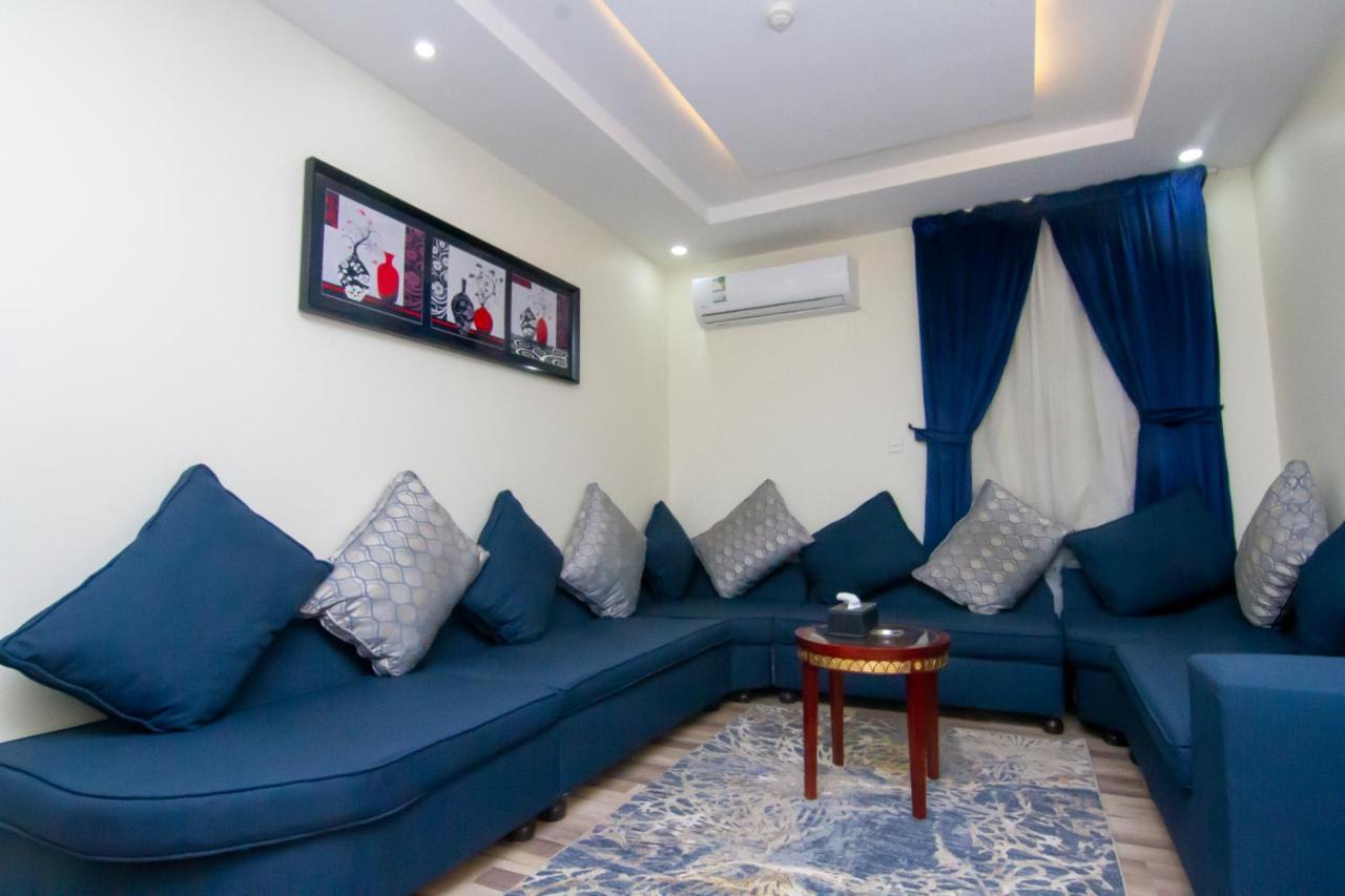 ال متعب سويتس الفلاح 1 Lejlighedshotel Riyadh Eksteriør billede