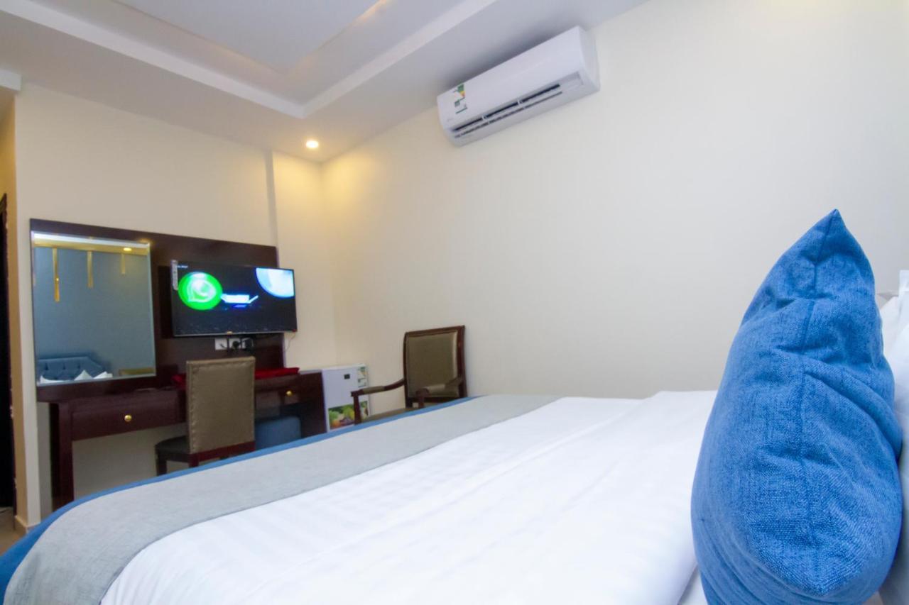 ال متعب سويتس الفلاح 1 Lejlighedshotel Riyadh Eksteriør billede