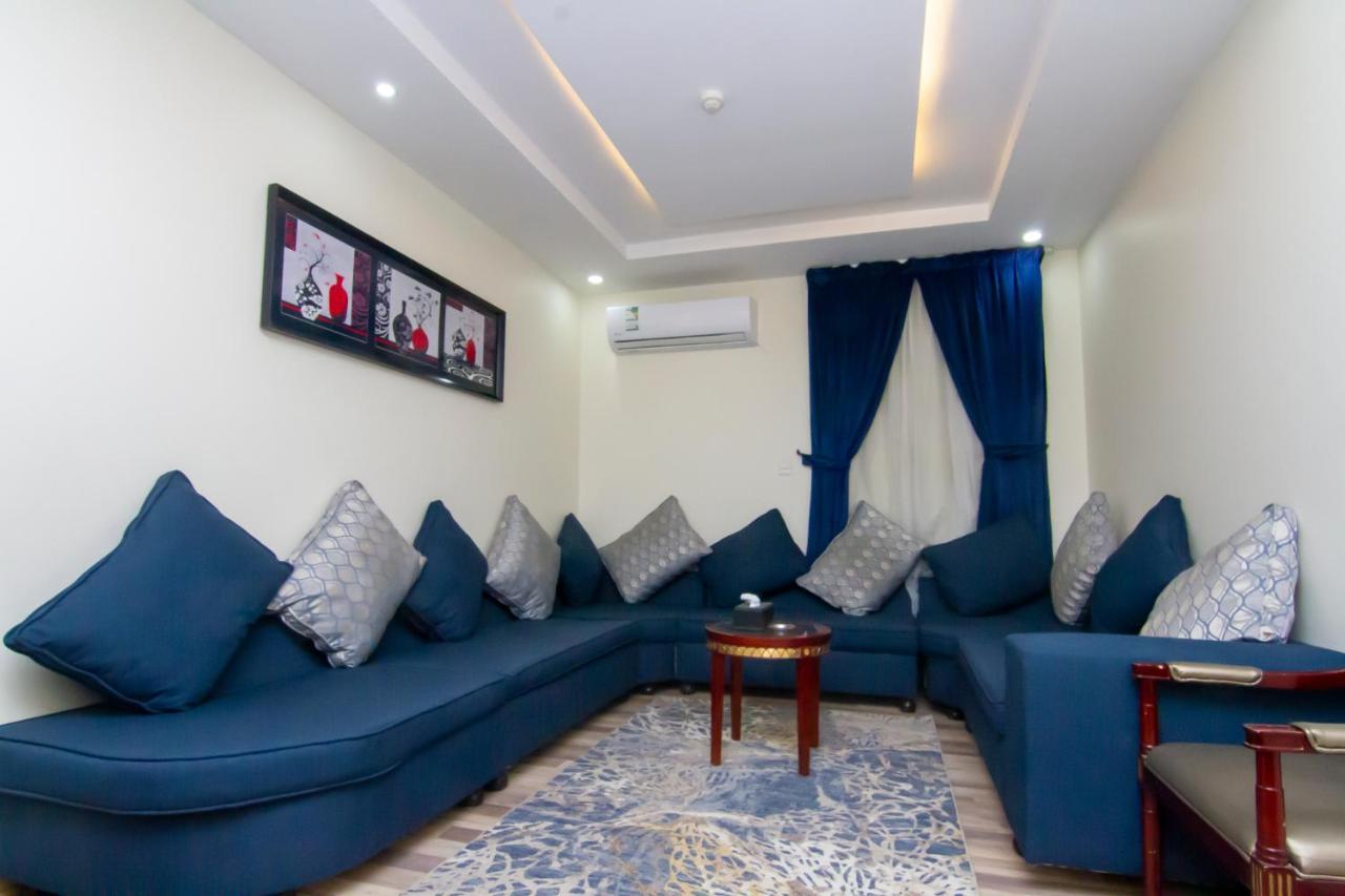 ال متعب سويتس الفلاح 1 Lejlighedshotel Riyadh Eksteriør billede