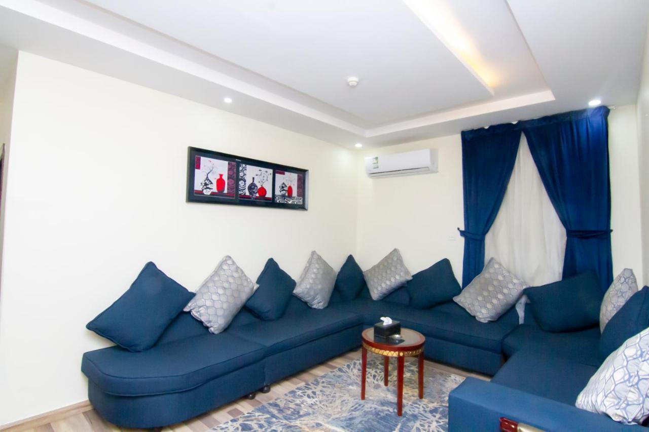 ال متعب سويتس الفلاح 1 Lejlighedshotel Riyadh Eksteriør billede